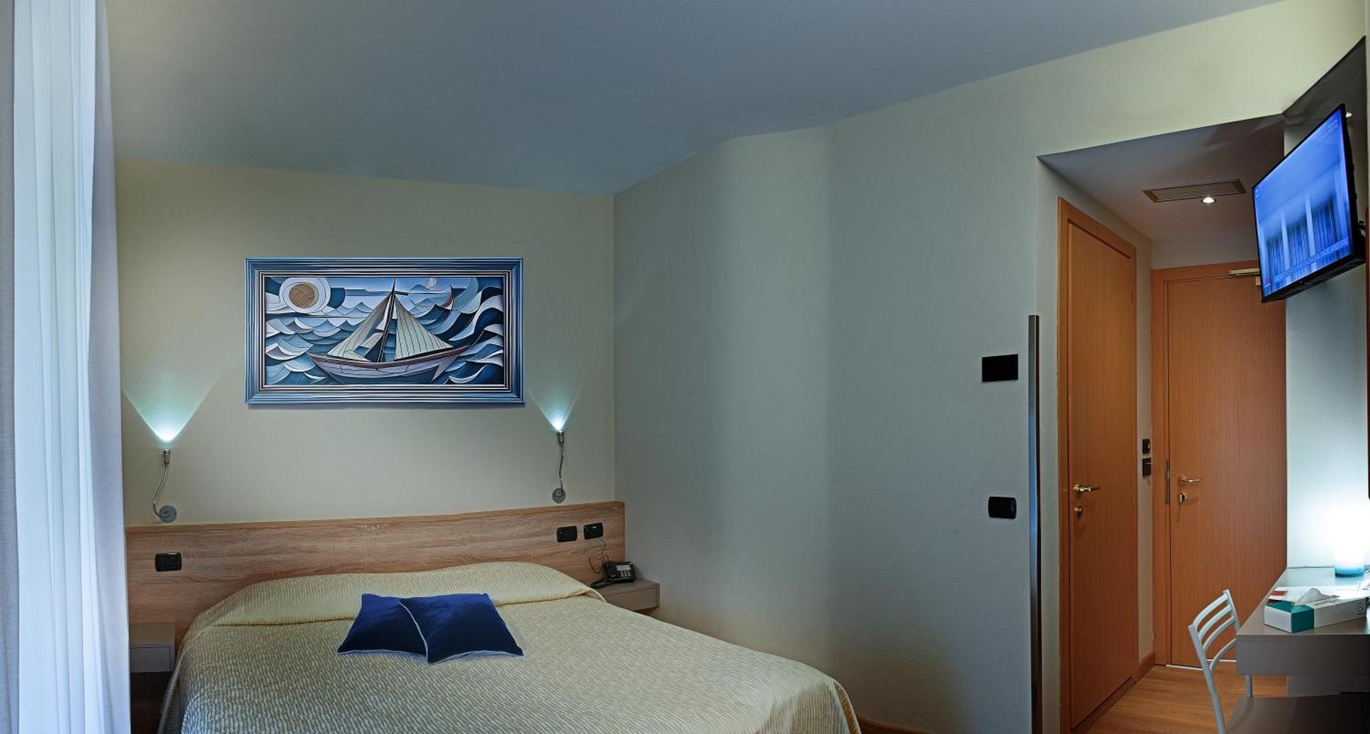 Hotel Savoia Lignano Sabbiadoro Buitenkant foto