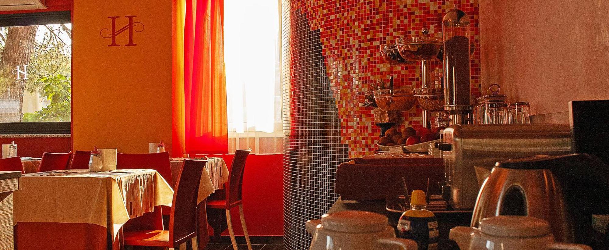 Hotel Savoia Lignano Sabbiadoro Buitenkant foto