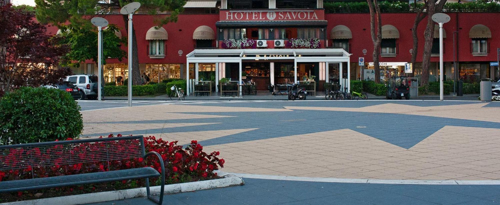 Hotel Savoia Lignano Sabbiadoro Buitenkant foto