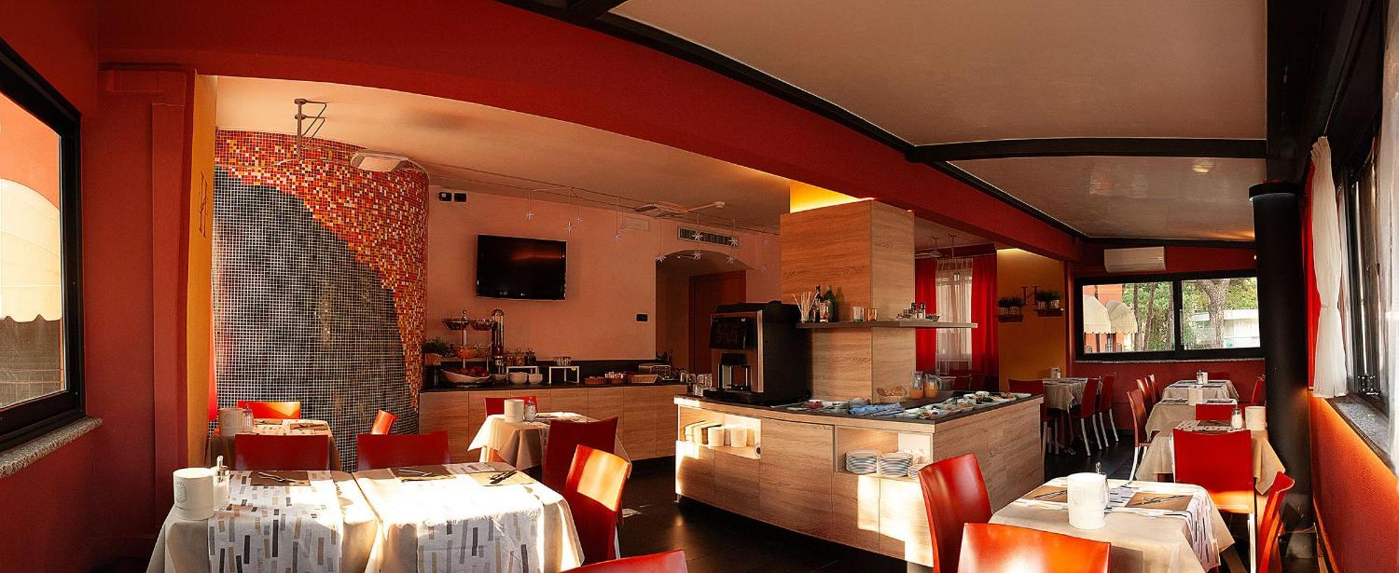 Hotel Savoia Lignano Sabbiadoro Buitenkant foto