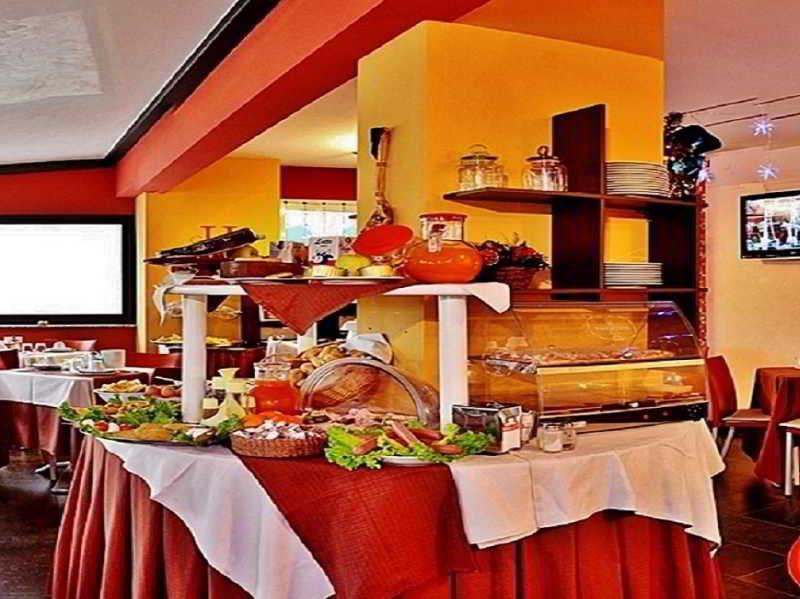 Hotel Savoia Lignano Sabbiadoro Buitenkant foto