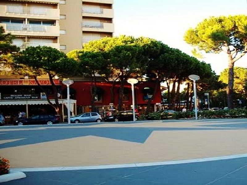 Hotel Savoia Lignano Sabbiadoro Buitenkant foto