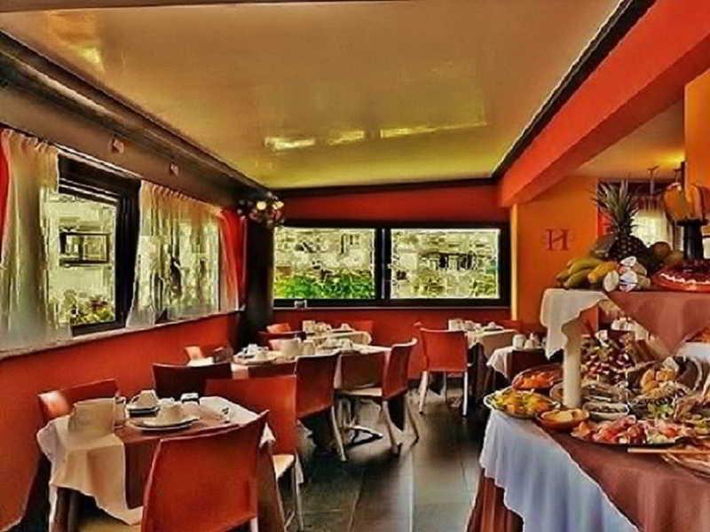 Hotel Savoia Lignano Sabbiadoro Buitenkant foto